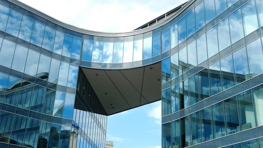 Обект 1 glass building 1024x576.jpg